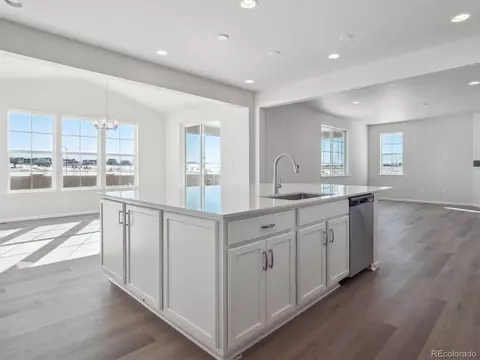 24560 E 36th Ave, Aurora, CO 80019 photo 10
