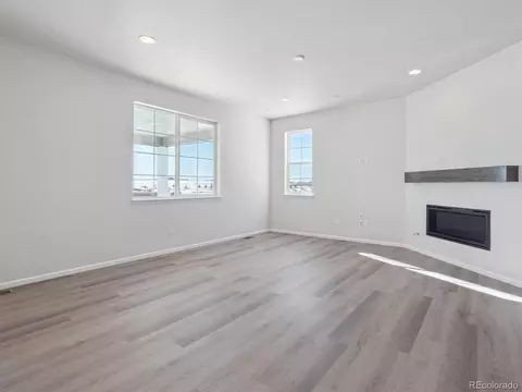24560 E 36th Ave, Aurora, CO 80019 photo 4