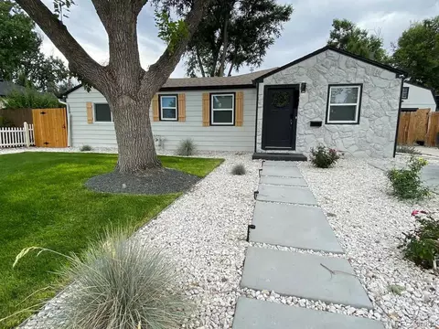 5405 Saulsbury Ct, Arvada, CO 80002
