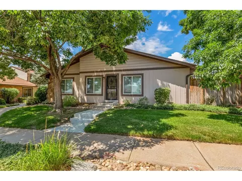 16055 E Ithaca Pl #E, Aurora, CO 80013