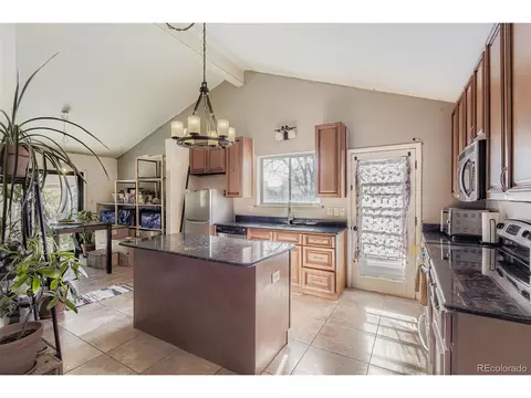 300 Ursula St, Aurora, CO 80011 photo 3