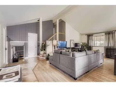 300 Ursula St, Aurora, CO 80011