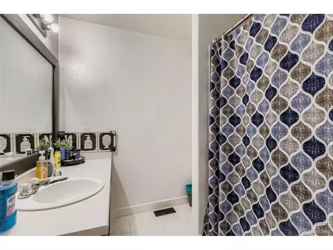 5044 Sable St, Denver, CO 80239 photo 9
