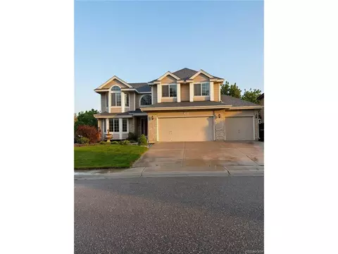 7152 S Owens St, Littleton, CO 80127