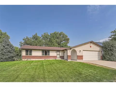 8405 Lamar Dr, Arvada, CO 80003 photo 2