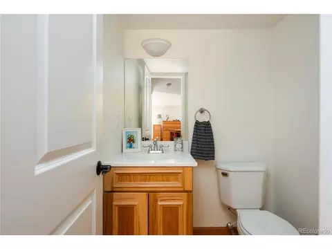Bath - 4842 Earle Cir, Boulder, CO 80301 photo 1 of 4