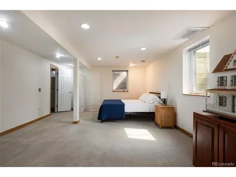 Bedroom - 4842 Earle Cir, Boulder, CO 80301 photo 2 of 8