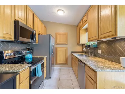17162 E Mercer Dr, Aurora, CO 80013 photo 8
