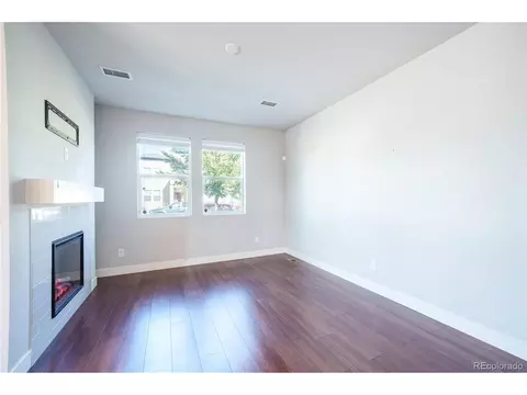 16020 E Warner Pl, Denver, CO 80239 photo 12