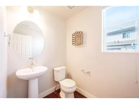 16020 E Warner Pl, Denver, CO 80239 photo 13