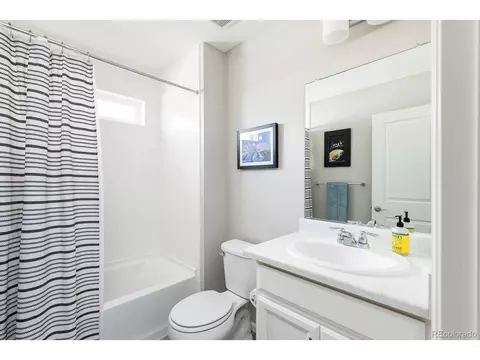 27551 E 7th Dr, Aurora, CO 80018 photo 14