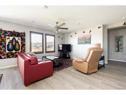 27551 E 7th Dr, Aurora, CO 80018 photo 10