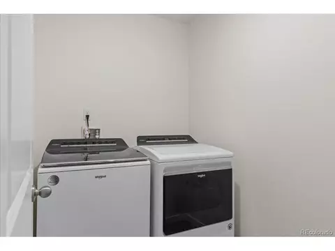 21943 E 8th Ave, Aurora, CO 80018 photo 14
