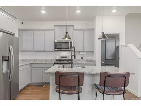 Kitchen - 7002 Kali Ct, Frederick, CO 80530 photo 3 of 7