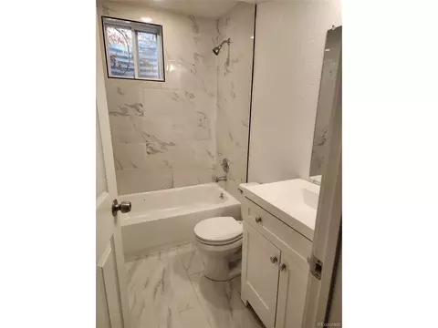5491 Topeka Ct, Denver, CO 80239 photo 5