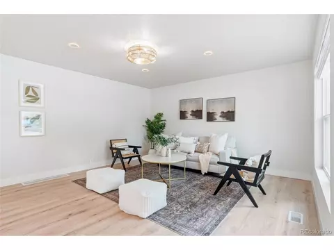 900 Garfield Ave, Loveland, CO 80537