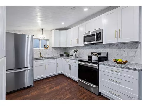 2707 E 33rd Ave, Denver, CO 80205 photo 4