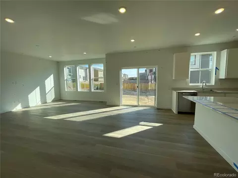 16474 E 109th Pl, Commerce City, CO 80022 photo 3
