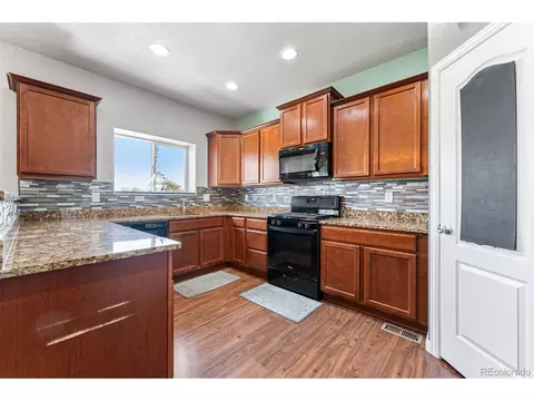 4547 E 95th Dr, Thornton, CO 80229 photo 12