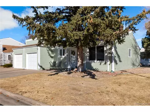 Exterior - 16482 E Radcliff Pl #A, Aurora, CO 80015 photo 2 of 5