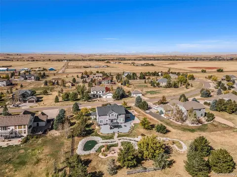 460 Columbine Dr, Bennett, CO 80102 photo 3