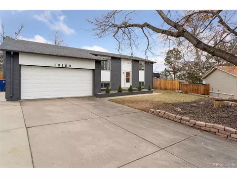 16169 E Flora Pl, Aurora, CO 80013 photo 2