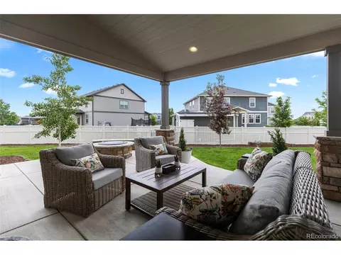 Exterior - 10359 Chinook St, Longmont, CO 80504 photo 4 of 10