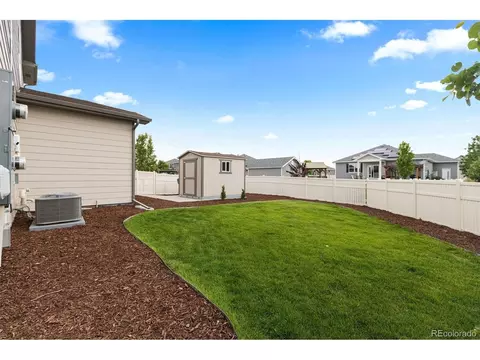 Exterior - 10359 Chinook St, Longmont, CO 80504 photo 9 of 10