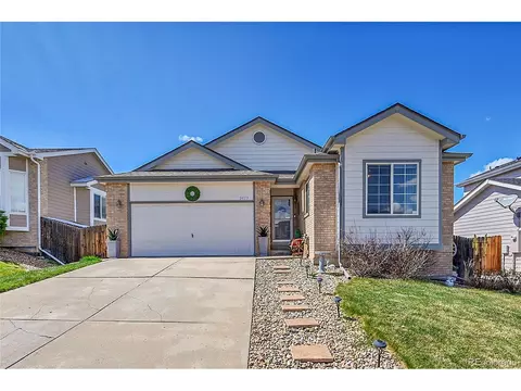 2409 S Halifax Way, Aurora, CO 80013