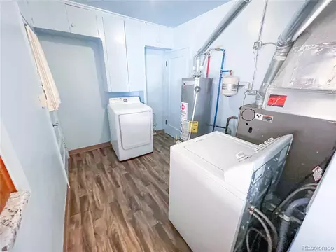 3065 Forest St, Denver, CO 80207 photo 12