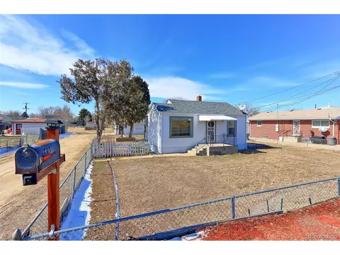 6821 Quebec St, Commerce City, CO 80022