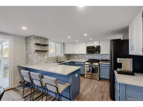 Kitchen - 1435 E Irish Ln, Littleton, CO 80122 photo 3 of 3