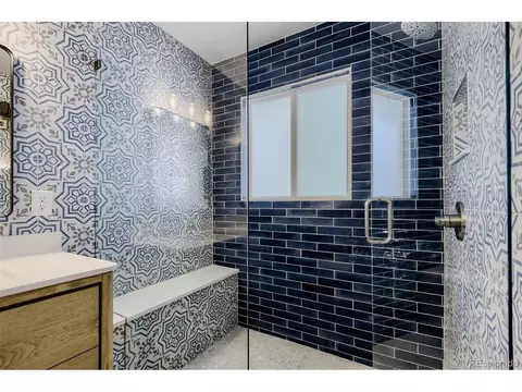 Bath - 1435 E Irish Ln, Littleton, CO 80122 photo 2 of 6