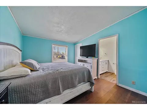 200 Elm St, Bennett, CO 80102 photo 9