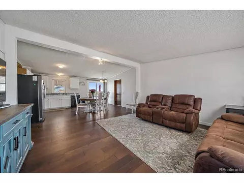 200 Elm St, Bennett, CO 80102 photo 3