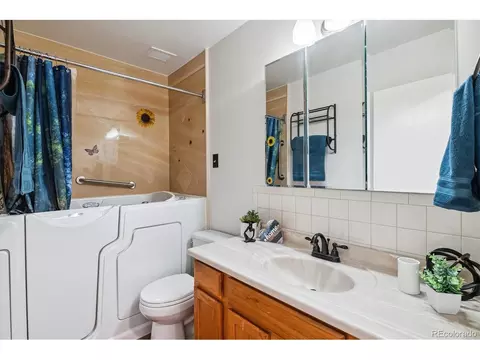 9385 E Center Ave #1D, Denver, CO 80247 photo 6