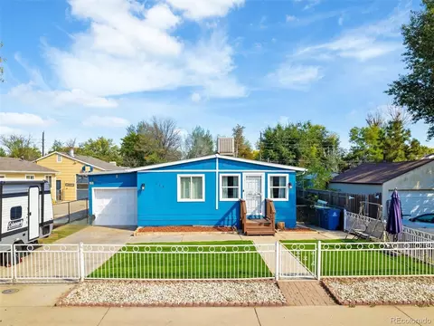 218 Poplar St, Lochbuie, CO 80603