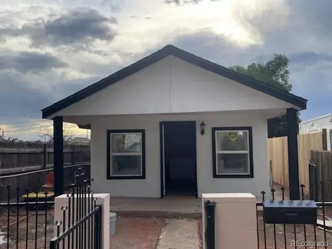 2245 Cheyenne Ave, Pueblo, CO 81003