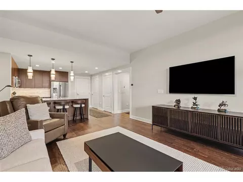 7220 W Bonfils Ln #206, Lakewood, CO 80226