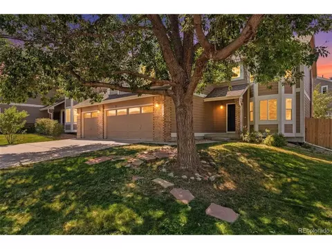 Exterior - 19062 E Chenango Cir, Aurora, CO 80015 photo 2 of 9