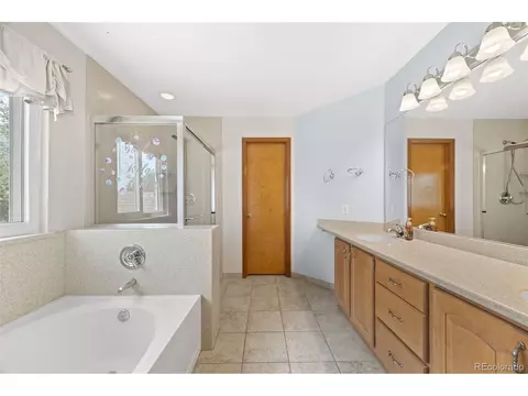 Bath - 19062 E Chenango Cir, Aurora, CO 80015 photo 1 of 3