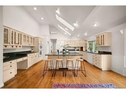 Kitchen - 16819 Easter Ave, Foxfield, CO 80016 photo 1 of 4