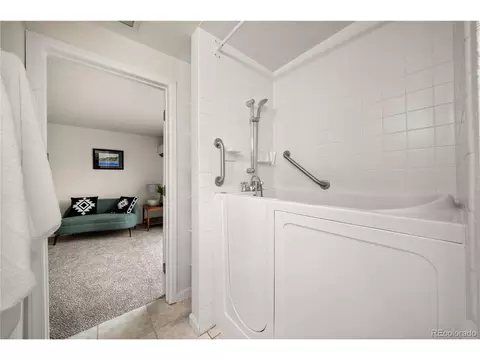 Bath - 16819 Easter Ave, Foxfield, CO 80016 photo 5 of 7