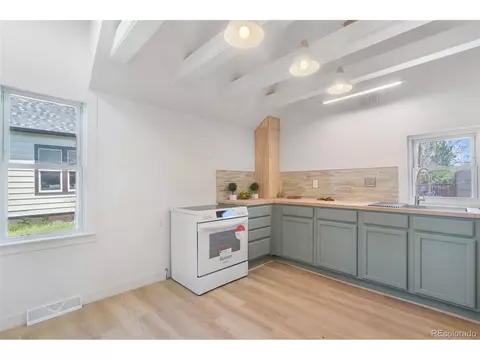 4636 Leaf Ct, Denver, CO 80216 photo 12