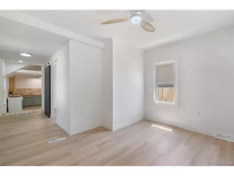 4636 Leaf Ct, Denver, CO 80216 photo 7