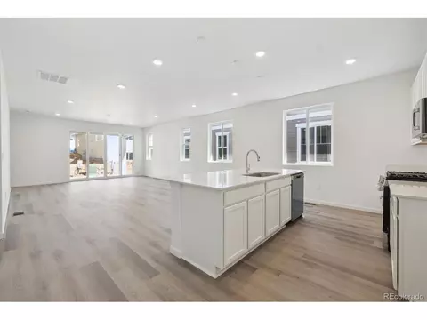 24719 E 39th Ave, Aurora, CO 80019 photo 8