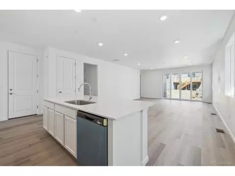 24719 E 39th Ave, Aurora, CO 80019 photo 12