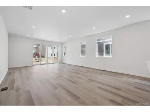24719 E 39th Ave, Aurora, CO 80019 photo 9
