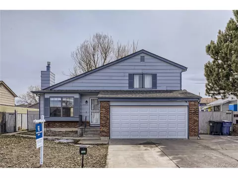 14516 E 45th Ave, Denver, CO 80239 photo 2
