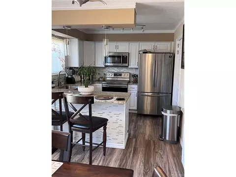 8760 E Yale Ave #E, Denver, CO 80231 photo 4